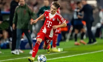 拜仁17岁小将成德国足坛最受瞩目的新星，英超三大豪门已派出球探