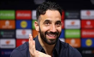 欧联杯决战在即：曼联主帅阿莫林淡然视之，强调重心仍在英超与欧冠