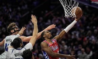 马克西20分布莱克31分 魔术41分狂胜76人