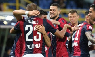 意甲焦点战！AC米兰主场迎战佛罗伦萨，卫冕冠军能否止颓？