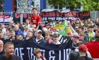 曼联票价飙升至97英镑！球迷怒斥：这是对我们的致命一击