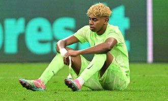 亚马尔曾无视C罗讨好式握手！这是真性情，却被旧将看不惯！