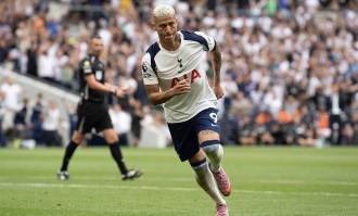 竞彩湃｜曼城热刺强强对话，绿巴萨主场迎战卫冕冠军