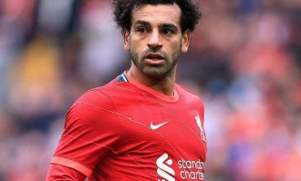 利物浦四战全胜英超积分榜第一！欧文：他们有望三冠王